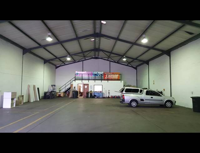 560M² FACTORY TO LET IN SAXON INDUSTRIAL